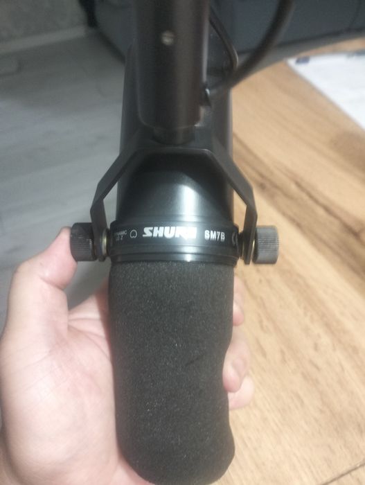Микрофон студийный shure sm 7b