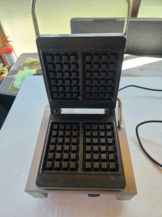 Aparat vafe profesional, Hendi