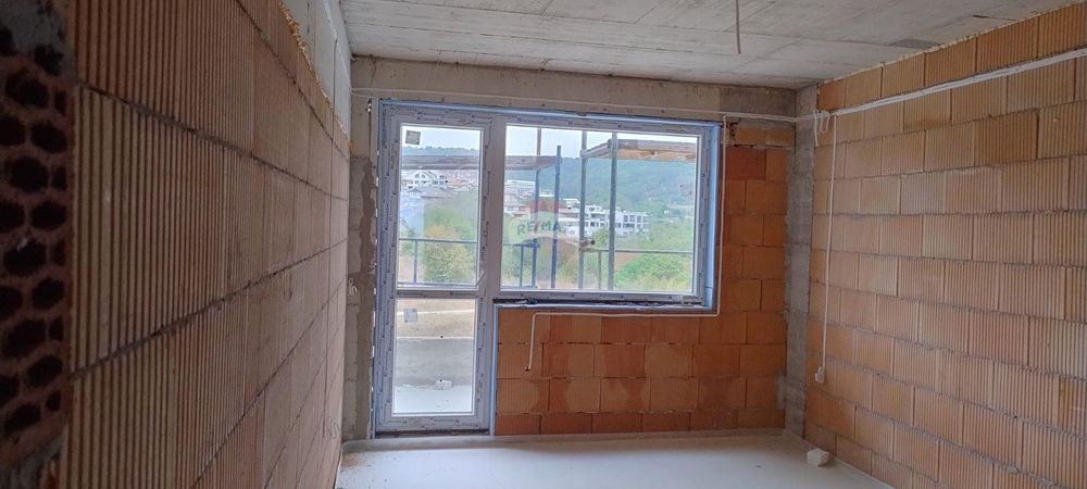 Продава се Тристаен апартамент в Варна, Виница - 73 кв.м за 1594 €/кв.м - Снимка #6