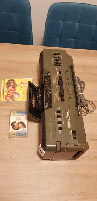 Radio casetofon Sharp WQ-T282H(GR) dublucasetofon Twin Mechanism