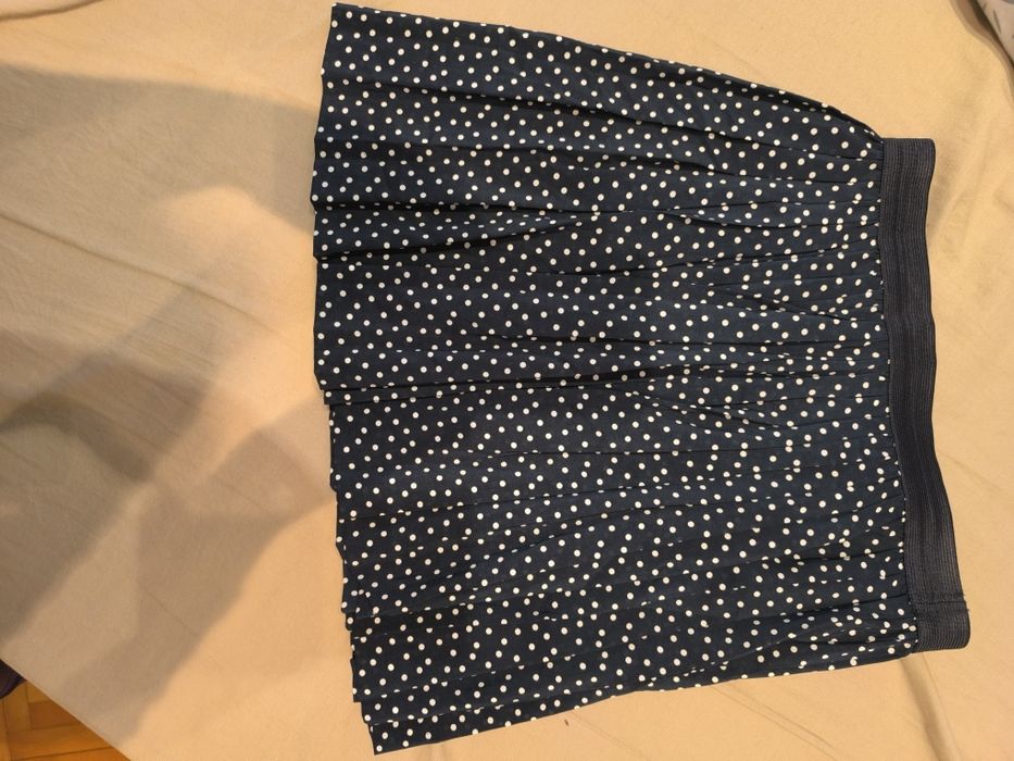 Vând fuste mărimea 36