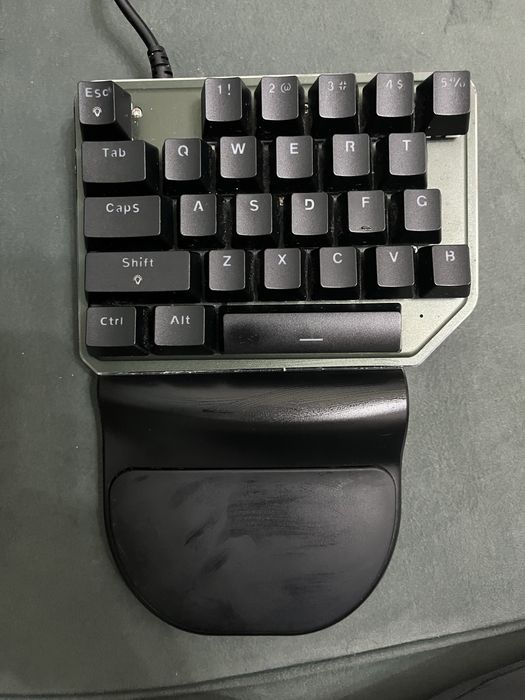 Motospeed k27, механическая клавиатура для одной руки