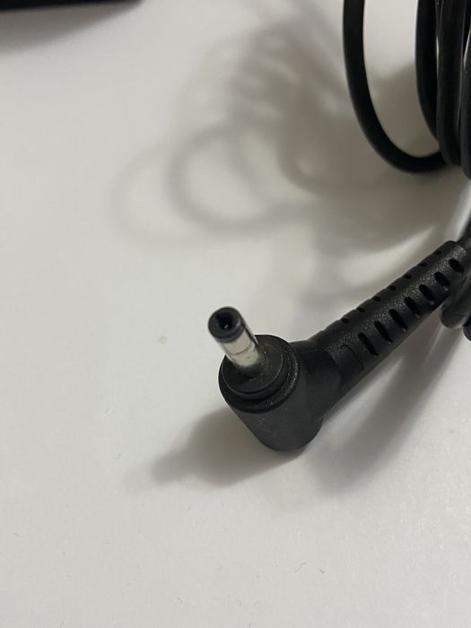 Incarcator laptop lenovo model adp-45dw c 20v 2,25A 45W mufa 4 x1,7 mm