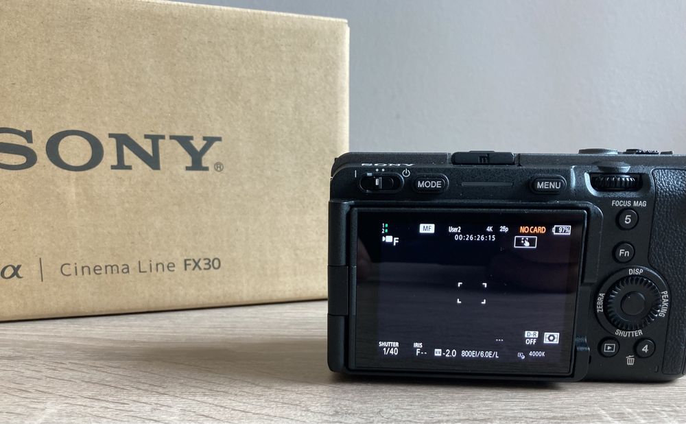 Продавам Sony FX30