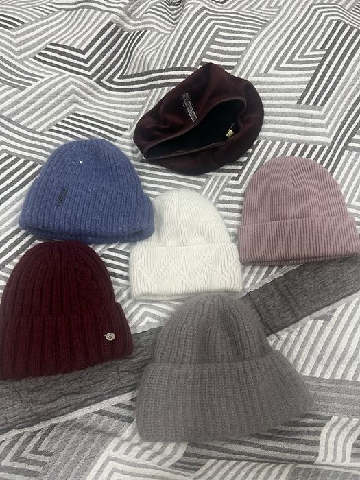 Продам шапки женские