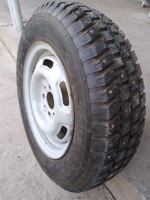 2 шины с дисками Kama R13/175/70