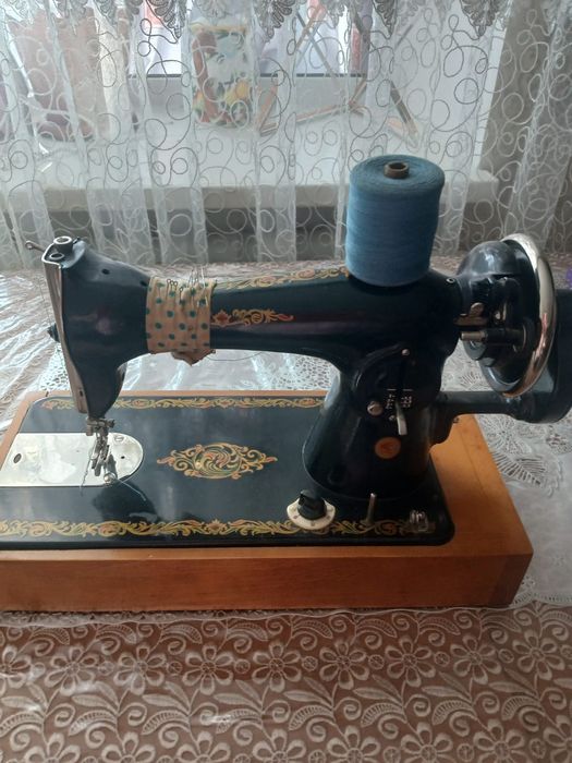 Швейная машинка 17000