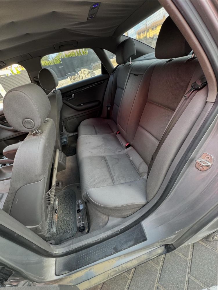 Vand Audi A4 2.0 Benzina 131 cai