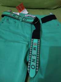 Много красив и стилен зелен дамски панталон