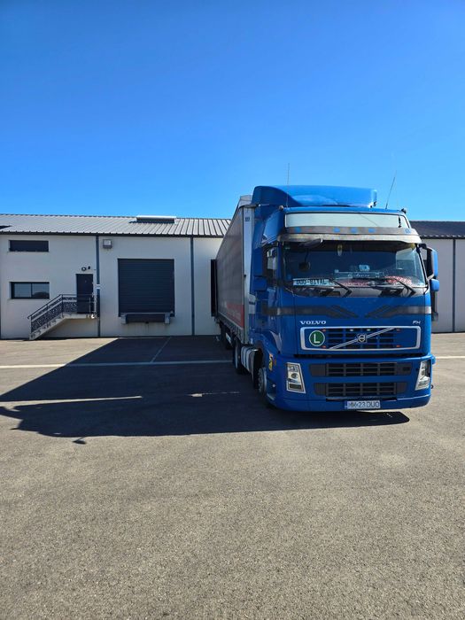 Volvo FH +Semiremorca  Krone