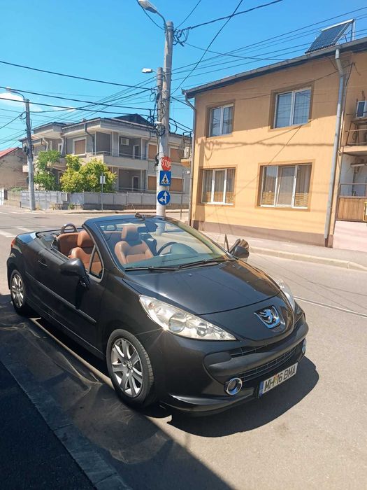 Peugeot 207- CC- (DECAPOTABILĂ)
