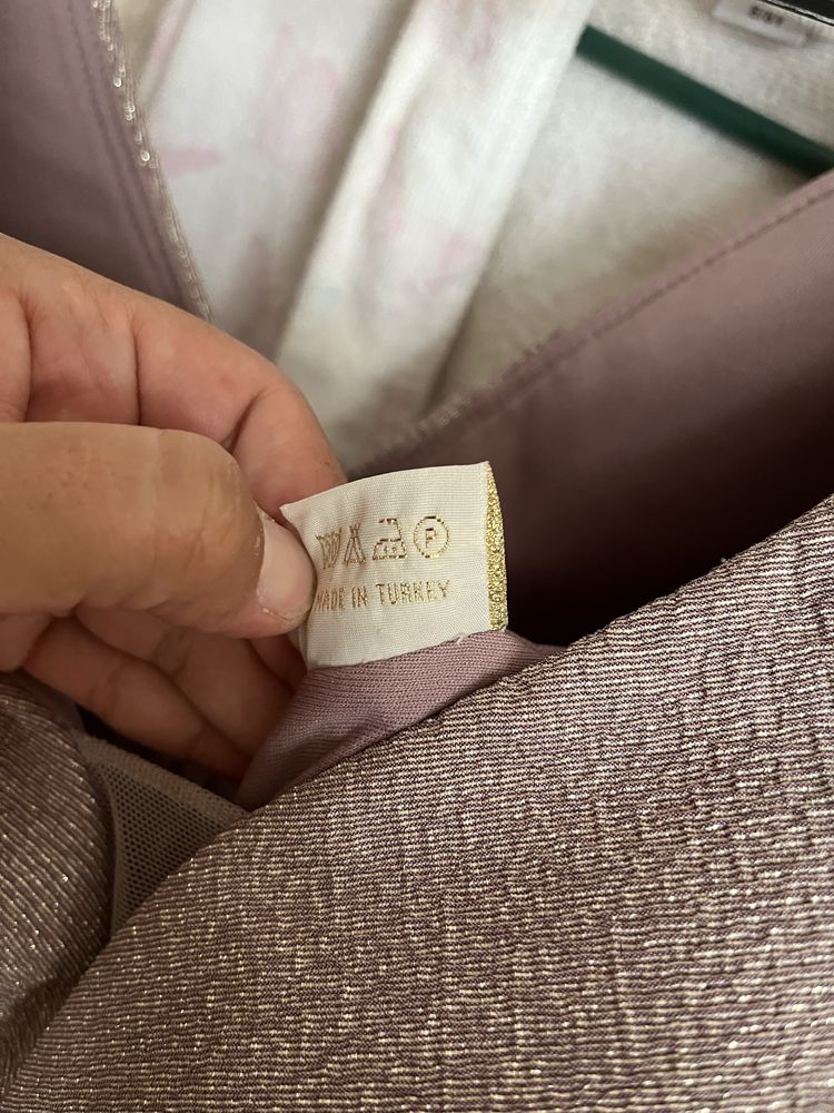 Продается платье