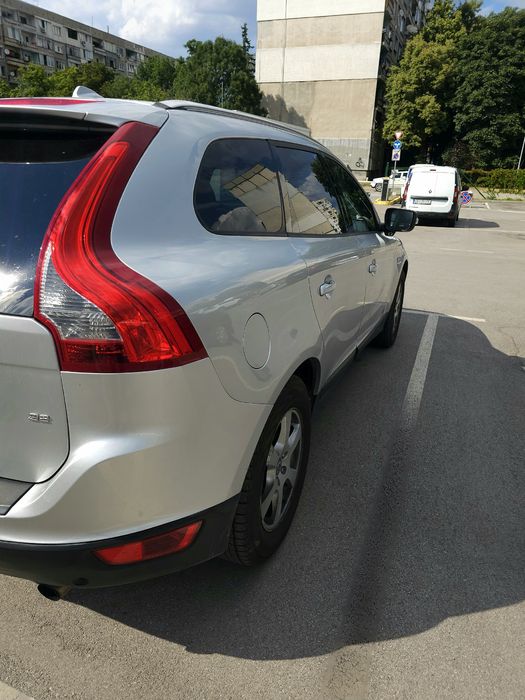 Volvo XC60 , 3.2 AWD , 238 к.с. , 2010 година .