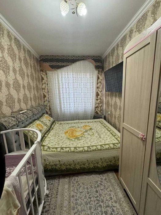 Продаётся 4-комнатная квартира, 73 м², 3 этаж. Хрущёвка.