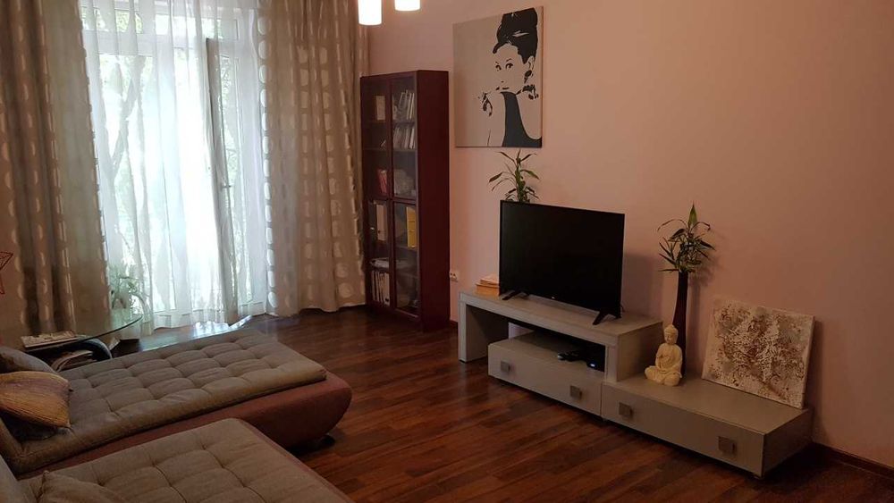 Apartament 3 camere de inchiriat bloc rusesc Afi Cotroceni 790 Euro