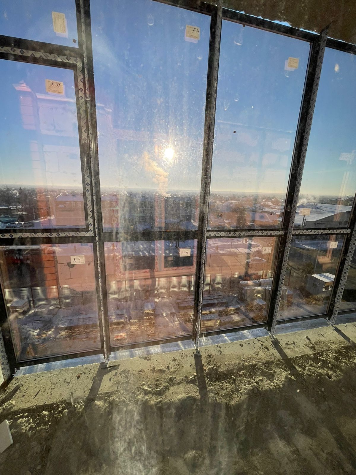 Пластиковые окна,  обшивка балкона