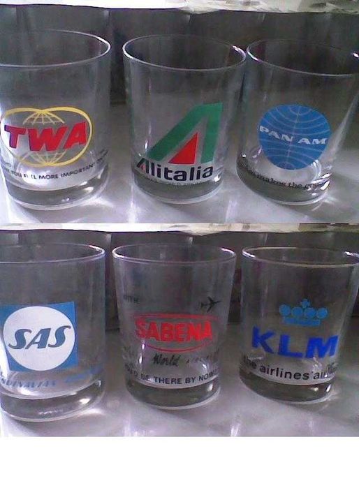 Cтаканы с логотипами мировых авиакомпаний (пр-во Франции) в упаковке