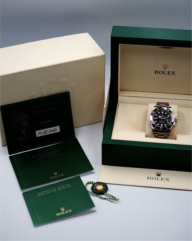 Rolex Submariner Date - ГАРАНЦИЯ