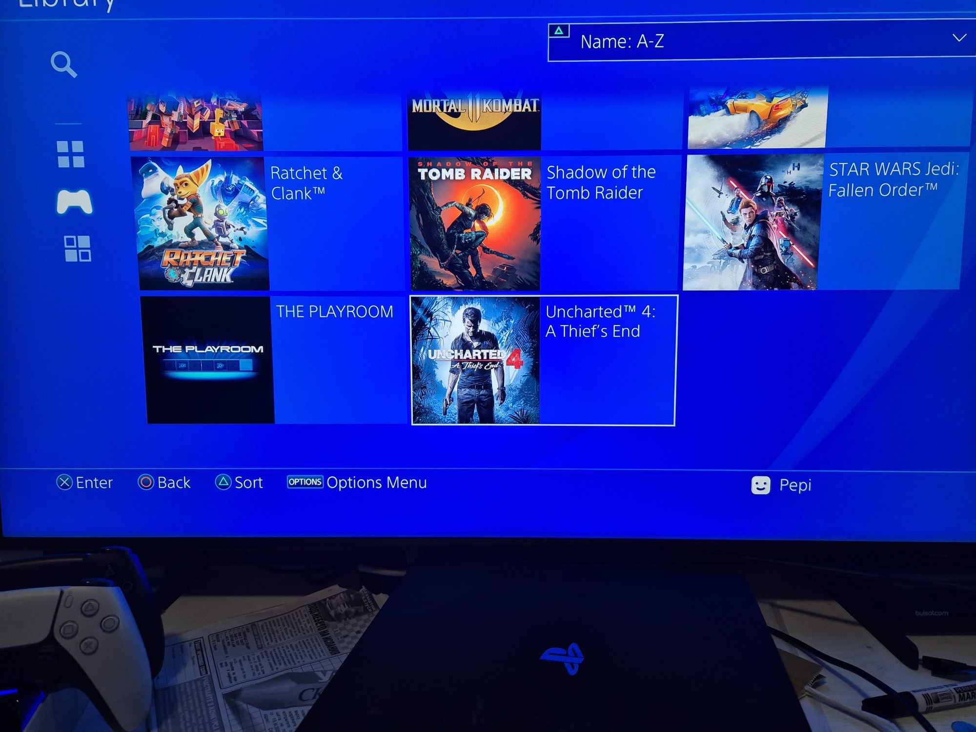 Playstation 4 pro с 11 игри