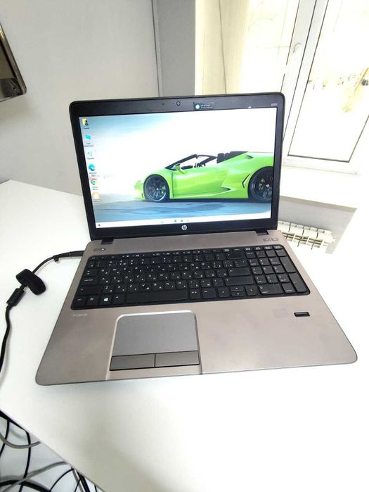 HP intel core i5 ОЗУ 8гб SSD+HDD новая батарея