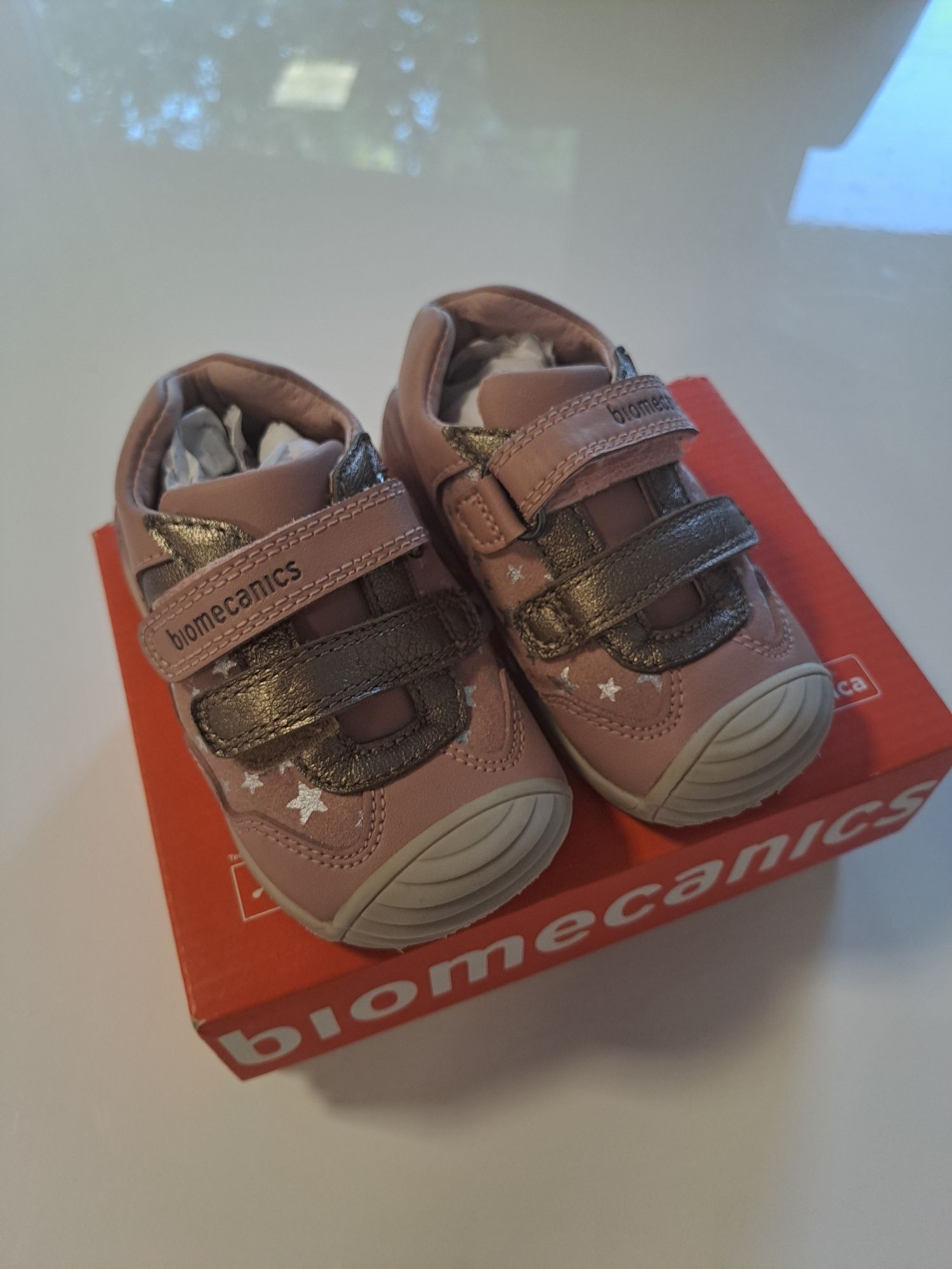 Сникърси Biomecanics