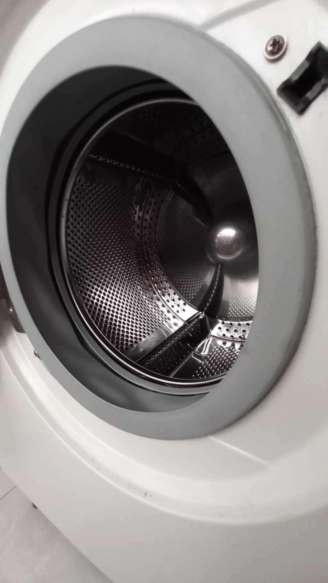 пералня indesit WG420 750 оборота