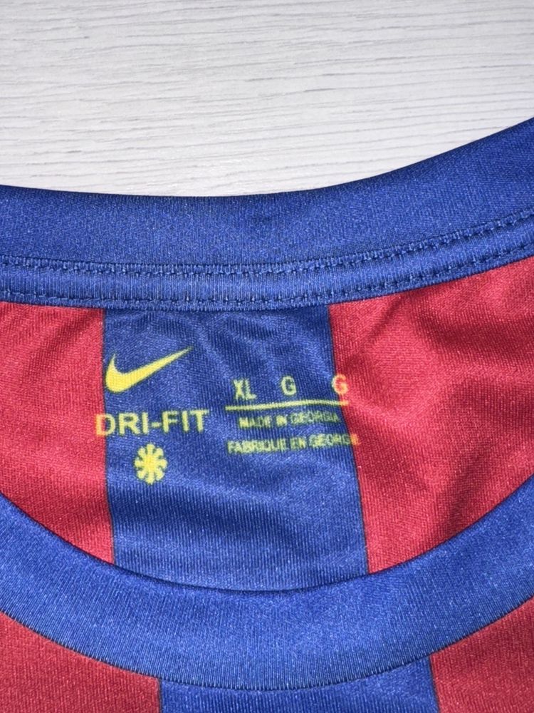 Tricou Barcelona  XL Nike Fotbal Ronaldinho
