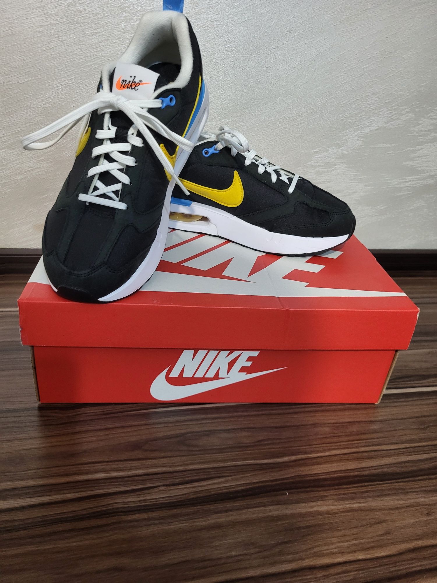 Нови дамски маратонки Nike air MAX dawn black yellow