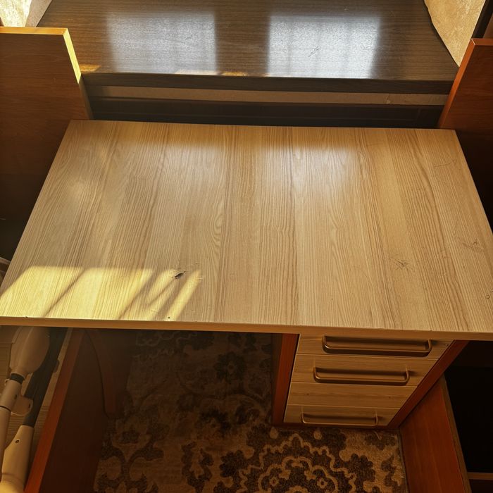 Детская мебель , кровать и парта