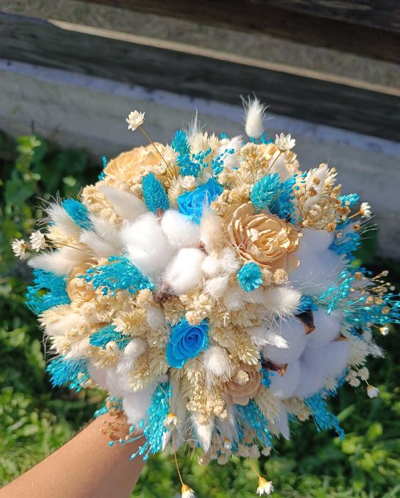 Vând buchete mireasa sau nasa