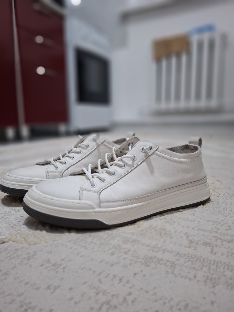Продам кеды от Mattini