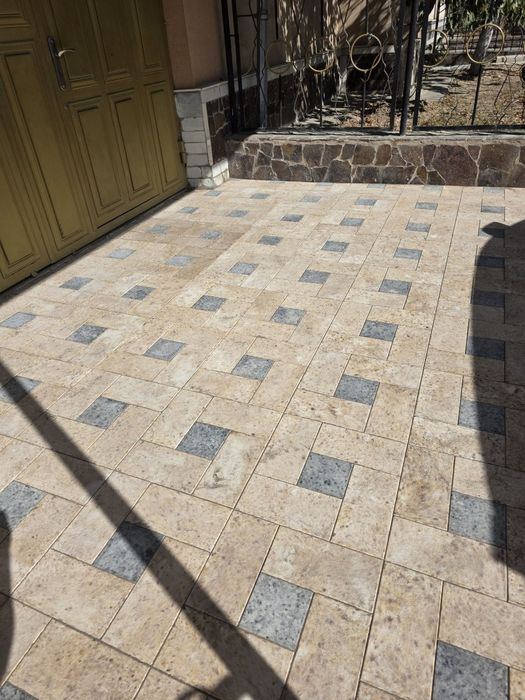 Брусчатка, Тротуарная плитка.