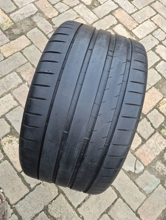 O bucată 325/30 ZR  21 vară - una Michelin