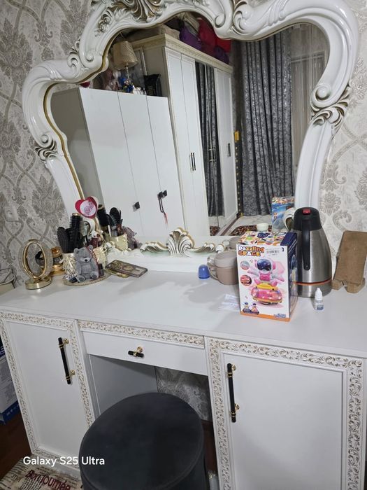 Спалний гарнитур