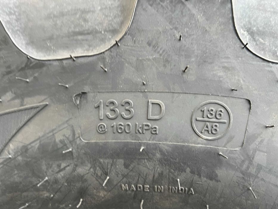 Anvelope noi 380/85 R28 pentru tractor fata marca CEAT cu garantie