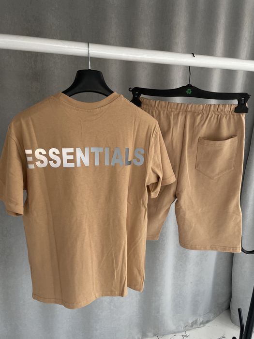 Essentials летен екип