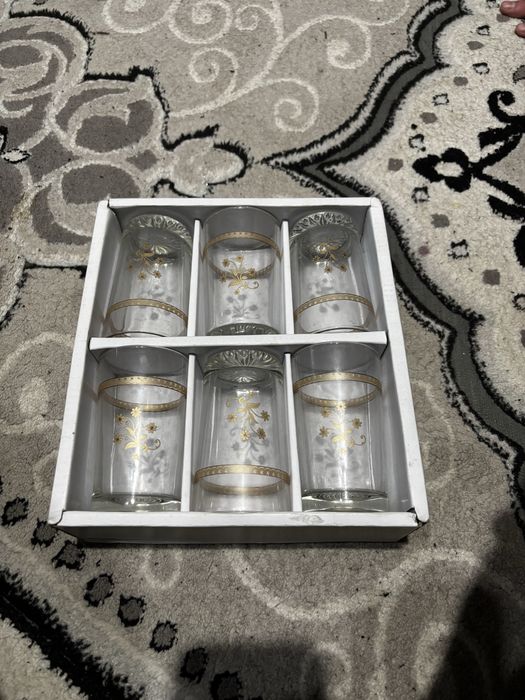 Стекляные стаканы