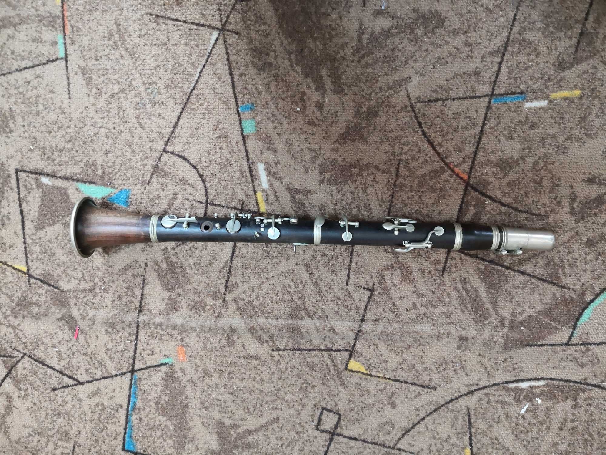 Clarinet Ab (La bemol), sopranină, sistem Albert 19”