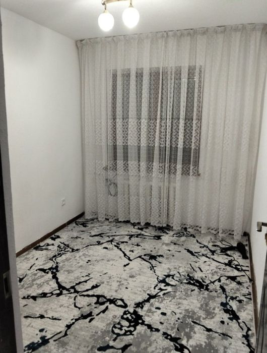 РАЗДЕЛКА, 2/4/4, Улица Лутфий, Продаётся Квартира!