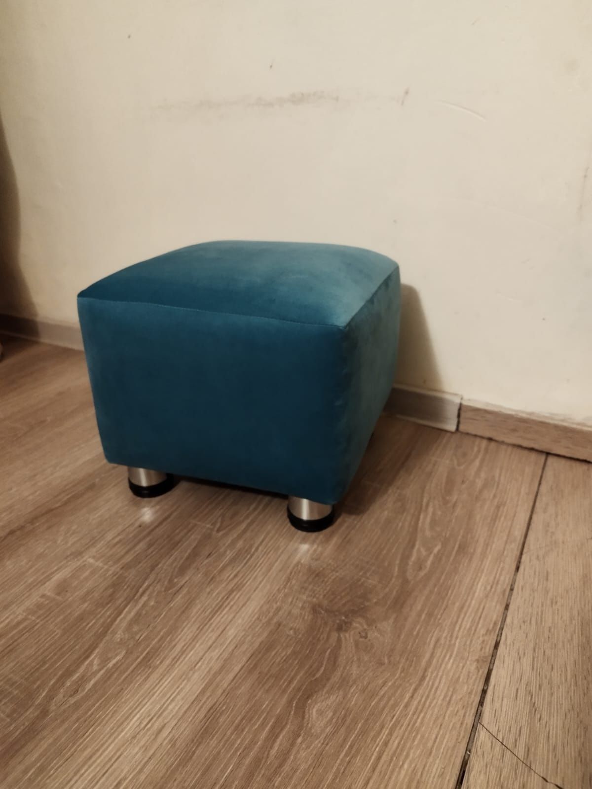 Vând taburet, taburel scăunel copii tapițat culoare bleu