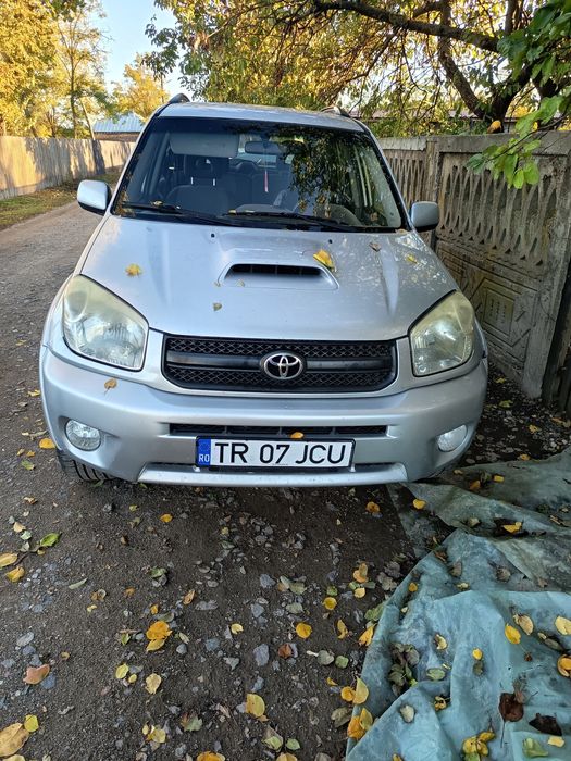 Vând Toyota RAV4 sau schimb cu Logan
