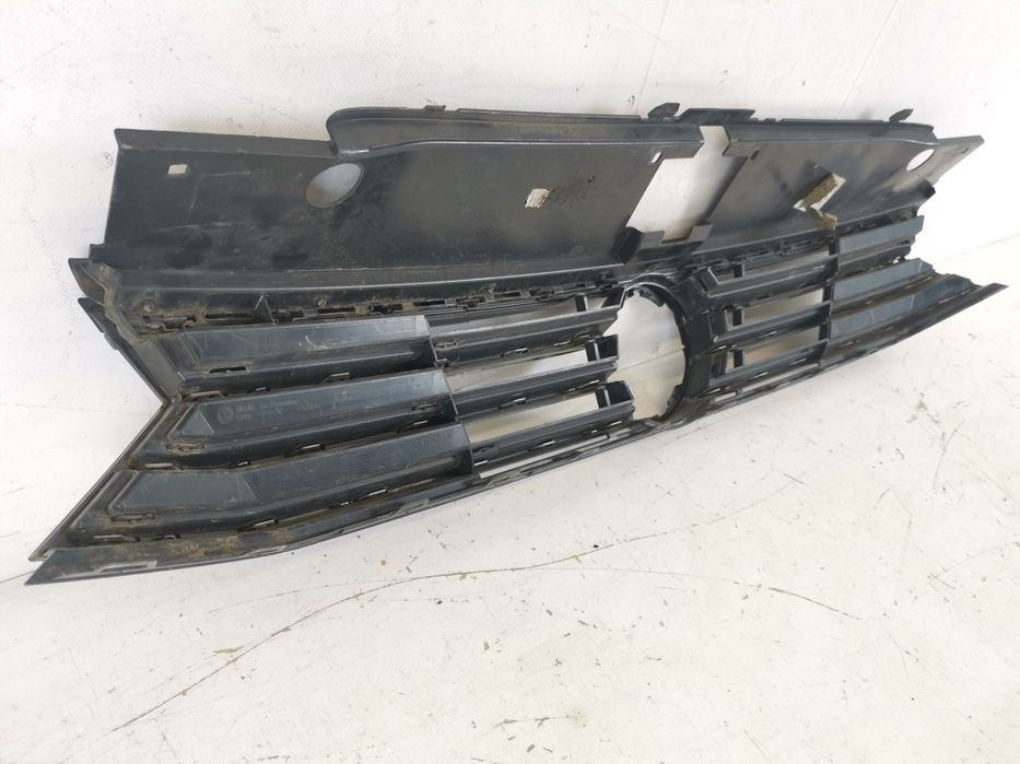 Grila Radiator Volkswagen VW  Passat B8 2014 2015 2016 2017 2018 2019