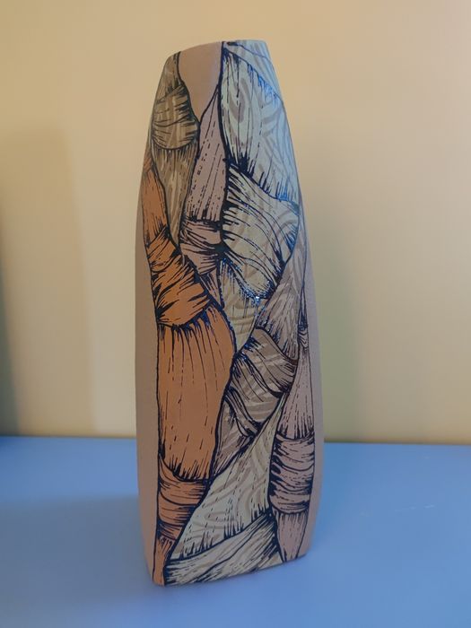 Ваза декоративная интерьерная