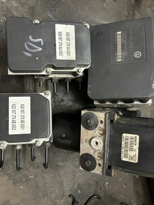 Pompa abs Passat b6 Golf 5 Octavia Audi a3 a4 b7 Fabia Polo ibiza