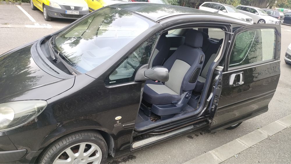 Vand Peugeot 1007 automat