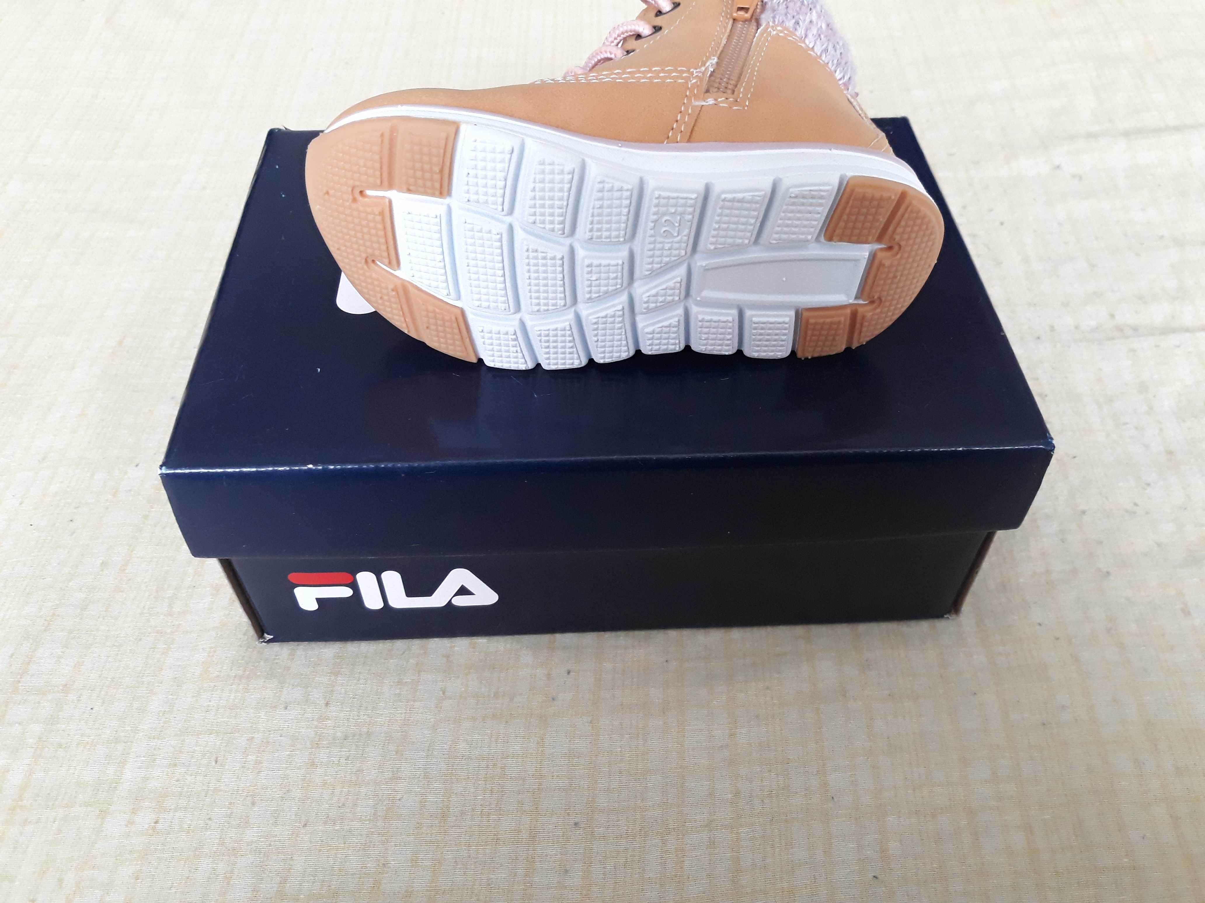 Детски зимни обувки Fila