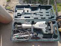 Ciocan demolator Hikoki