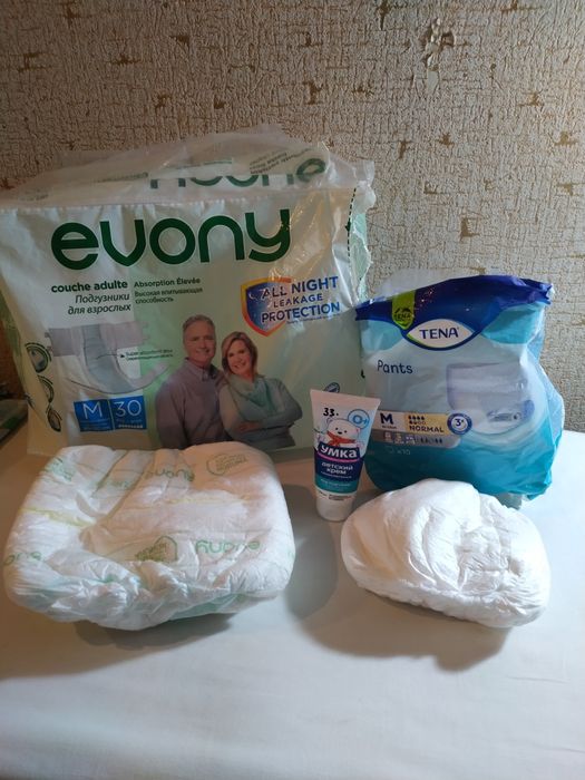 Памперсы  для взрослых Еvony  - 6 шт, Трусы-памперсы Тена -4 шт.
