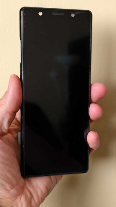 AMOLED оригинален дисплей Sony Xperia 5 с рамка черен