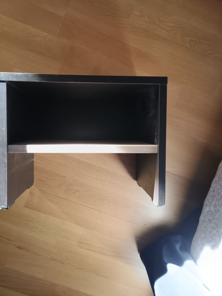 Noptiera noptiere wenge ieftina in stare impecabila